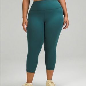 Wunder Under High Rise Crop 23”